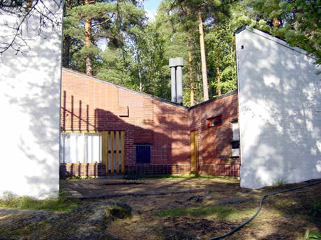 Alvar Aalto - Muuratsalo house by Tim Brown Architecture / CC BY 2.0